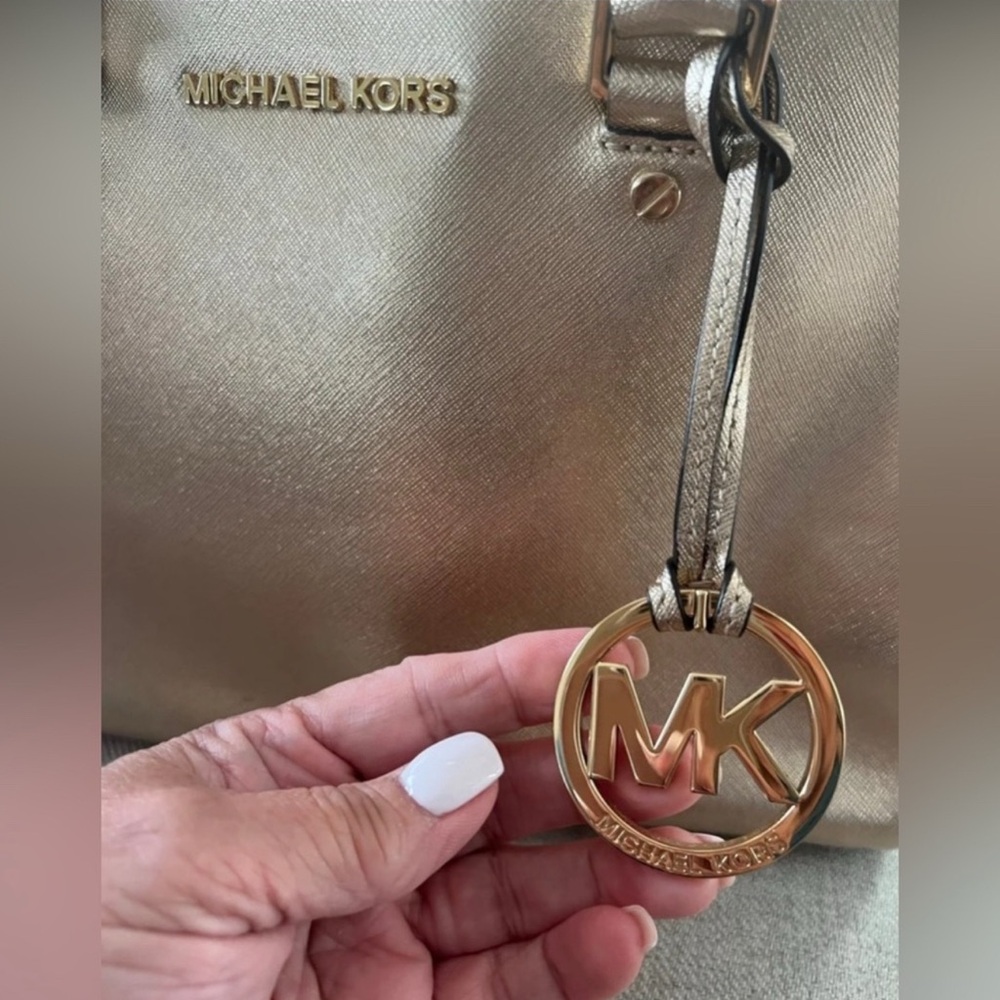 Michael Kors Gold Satchel Bag with Timeless Design - Picture 6 of 10